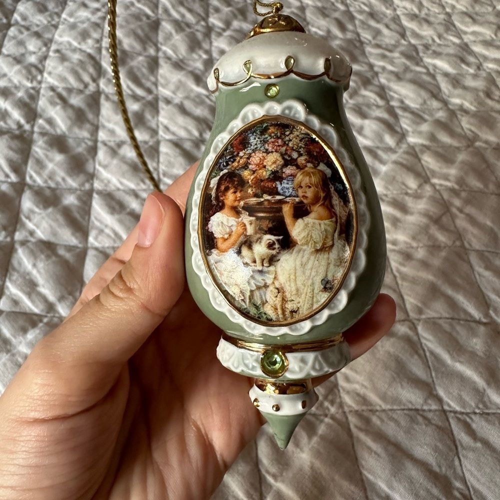 Vintage - Sandra Kuck Tea Party Ornament Collection Sugar and Spice Collectable